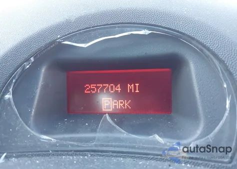 2005 Pontiac Grand Prix z USA, uszkodzony, nr VIN 2G2WP522951228726